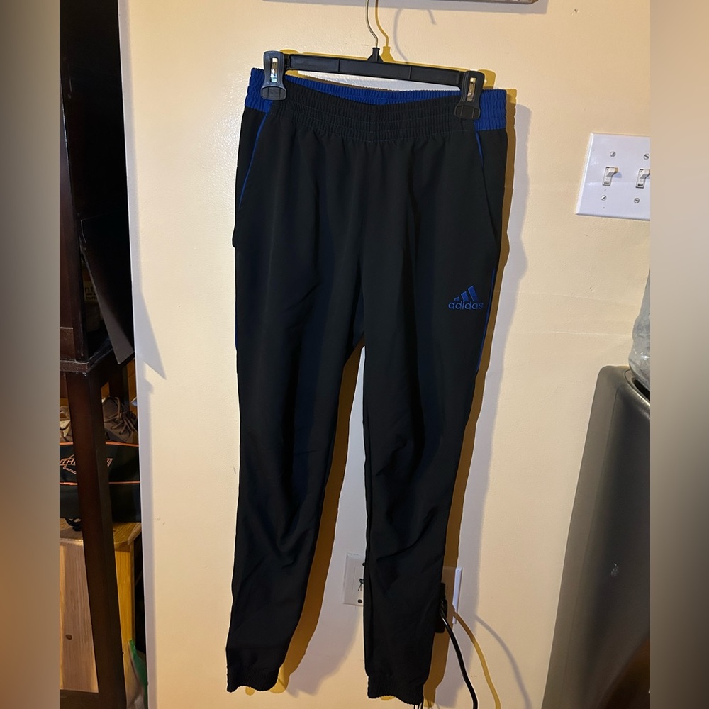 Adidas sweatpants